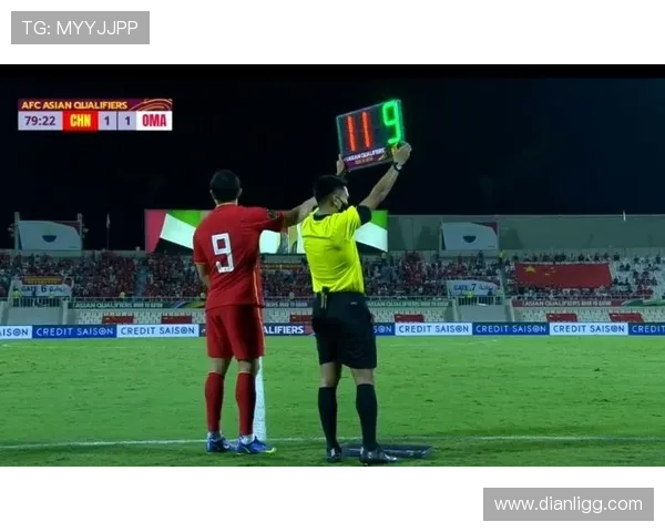 双手残疾球员潘江替补登场川超赛场书写不屈足球精神