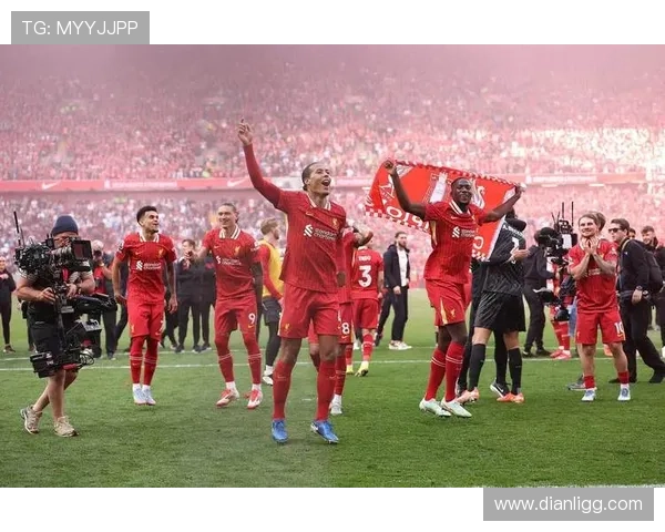 利物浦下半场豪赌变阵424全力猛攻小蜜蜂誓要逆转绝境燃爆全场 利物浦下半场豪赌变阵424全力猛攻小蜜蜂誓要逆转绝境燃爆全场